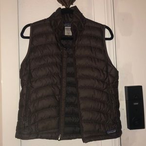 Brown Patagonia vest